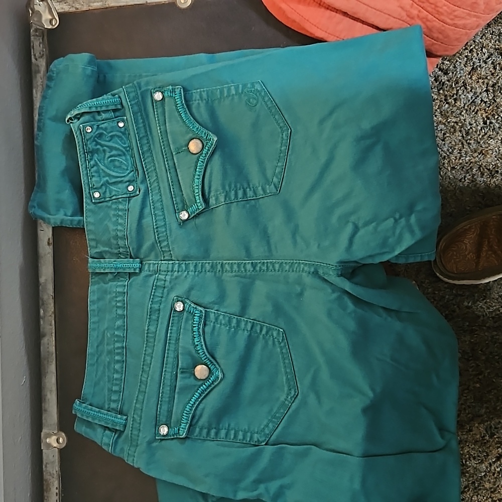 Code Bleu Capri Annette VERY pretty Color